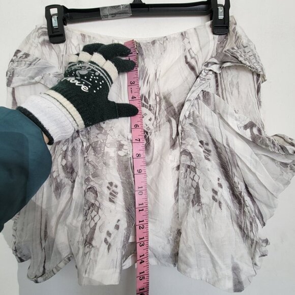 L.A.M.B. Gwen Stefani Gray White Marble Print Pocket Silk Drape Mini Skirt Sz 2 - Picture 8 of 12